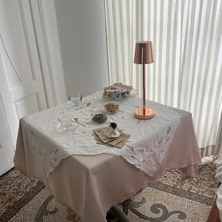 Bed & Breakfast Madama Teresa Turin